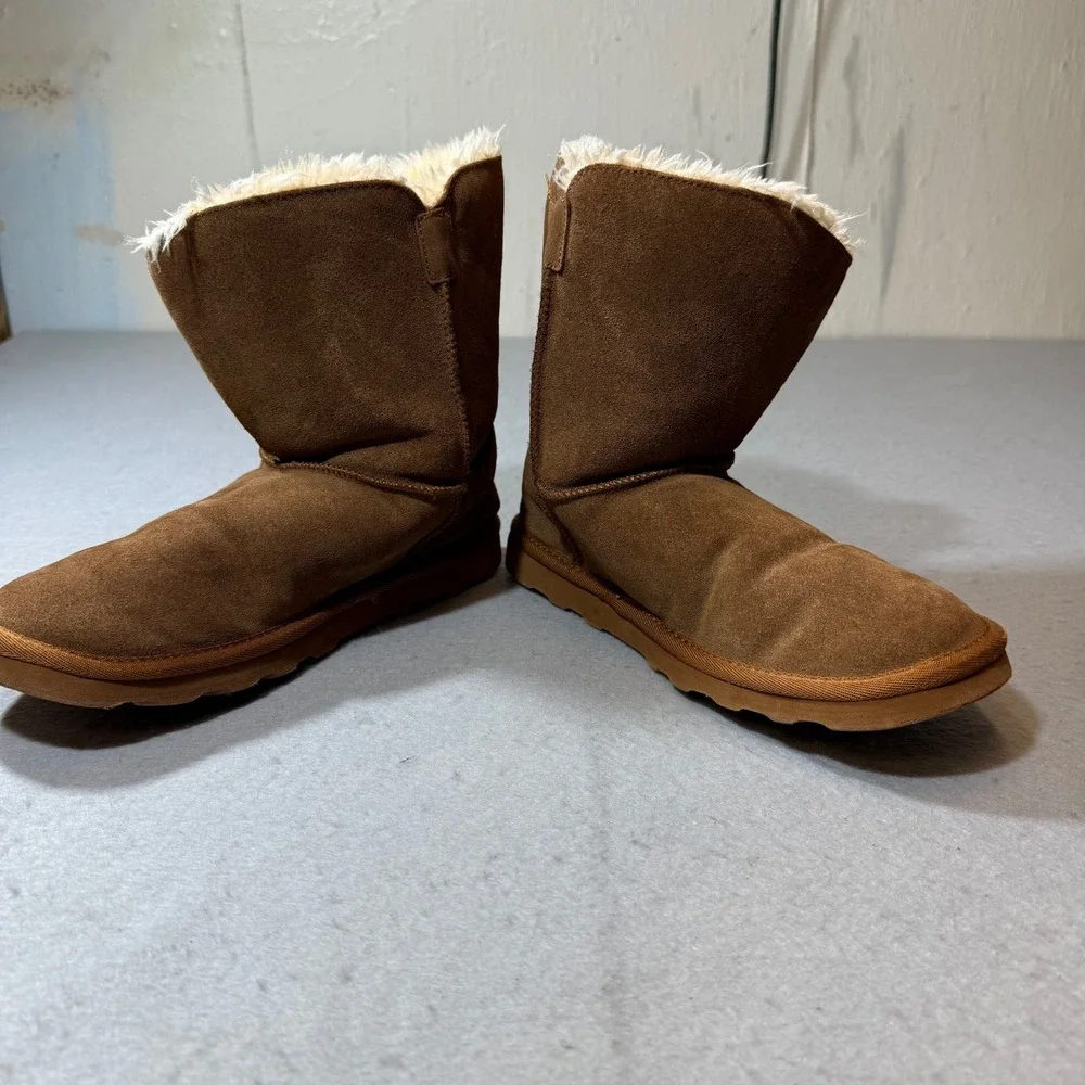 Time and Tru Women's Brown Faux‎ Suede Sherpa Lined Winter Boots Size 9